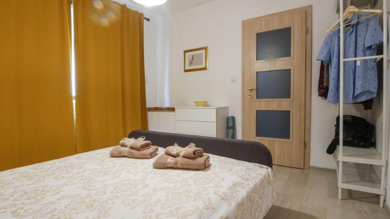 Varusha Apartment Veliko Turnovo Bagian luar foto